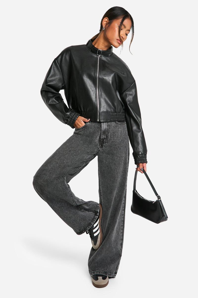 Бомбер зі штучної шкіри з деталями коміра