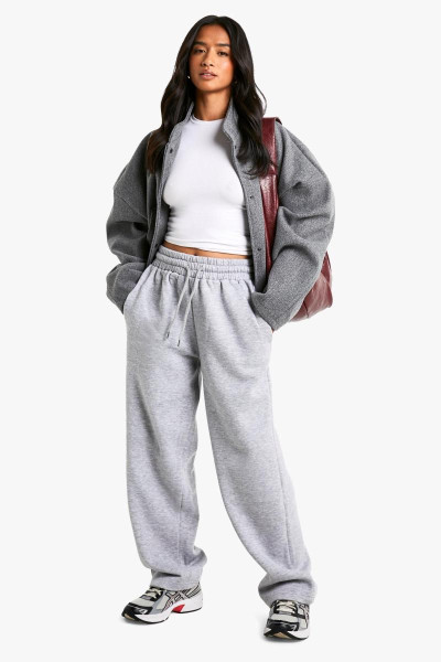 Petite Basic Straight Leg Jogger