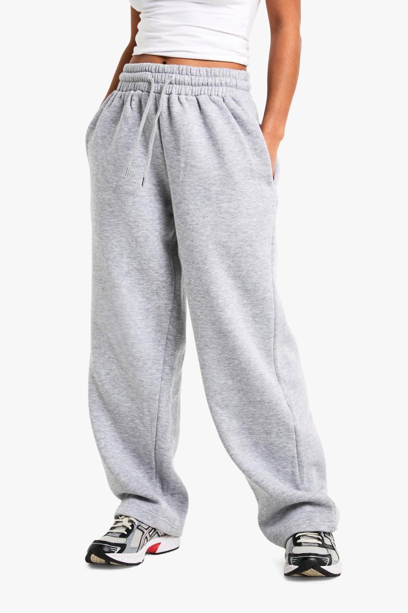 Petite Basic Straight Leg Jogger