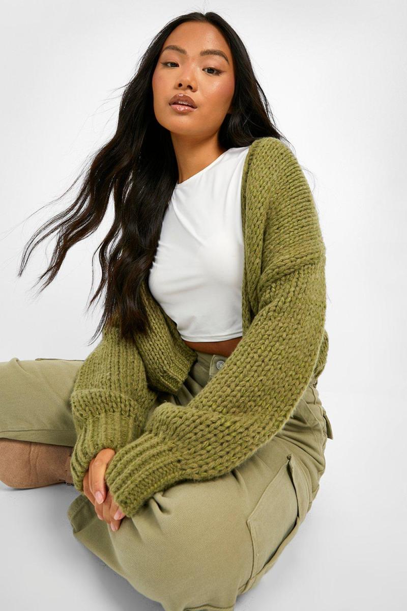 Маленький в'язаний кардиган преміум-класу