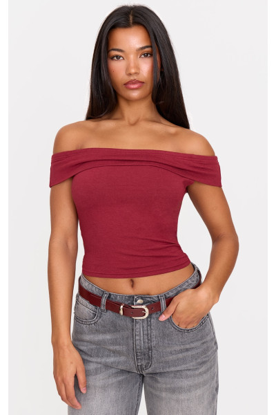 Бордовий поліуретановий пояс із квадратною пряжкою