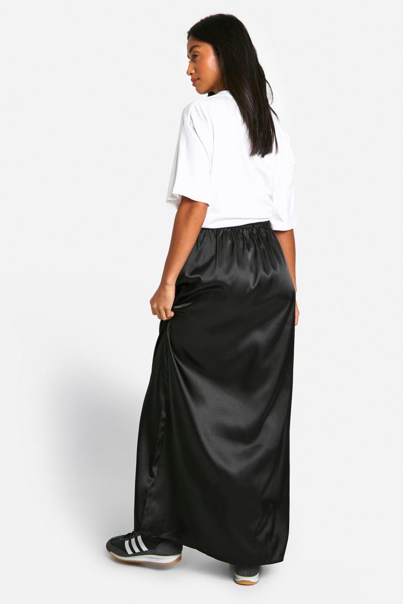 Маленька атласна максі-спідниця на талії