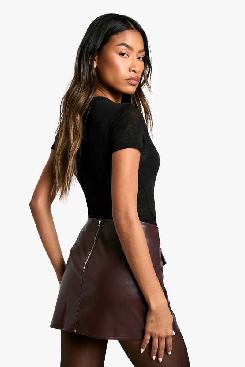 Міні-спідниця зі шнурівкою Pu