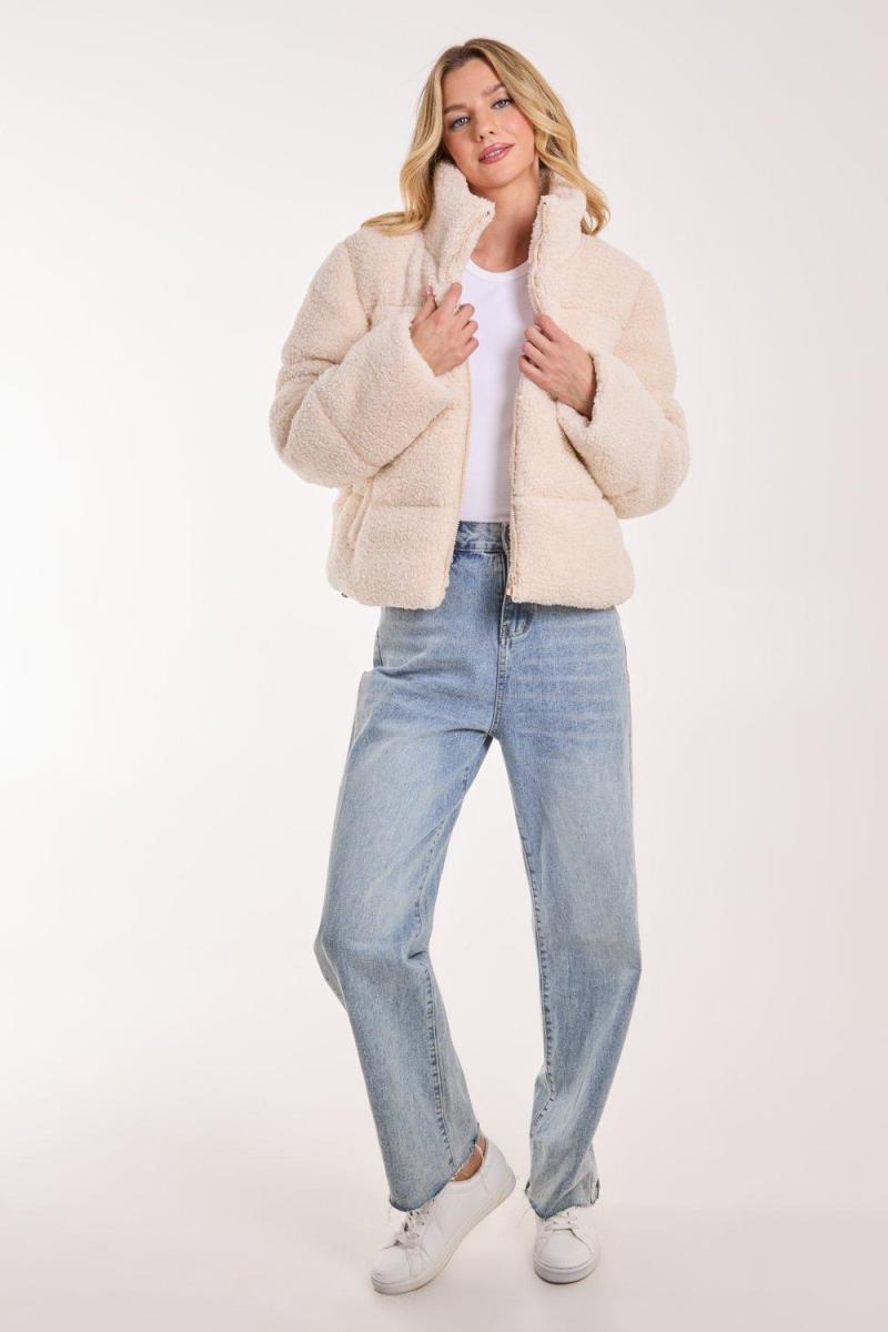 Плюшева пальто