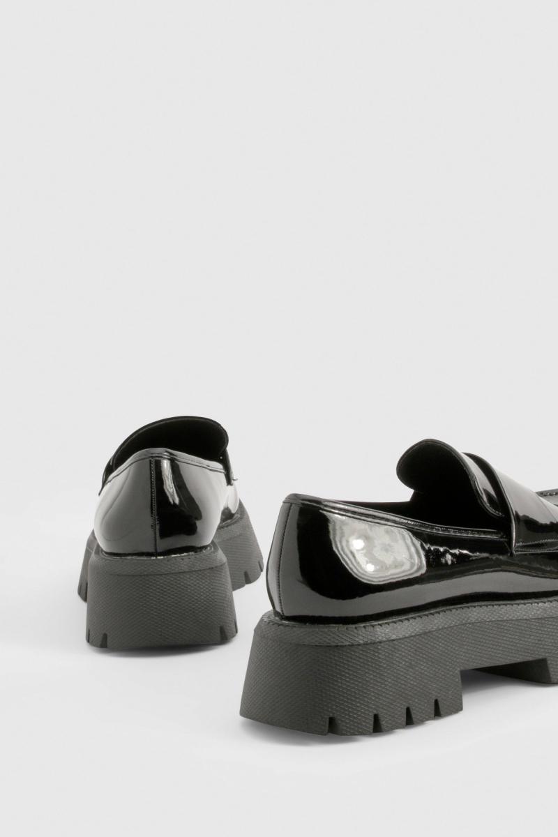 Лофери на платформі з лакованою масивною підошвою і трусами