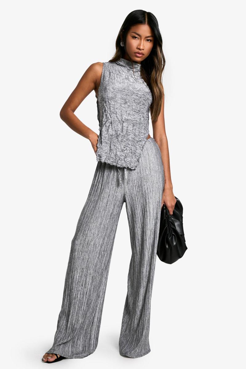 Брюки зі шнурками зі складками