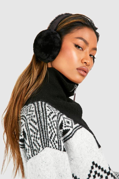 Пухнаста навушниця зі штучної замші