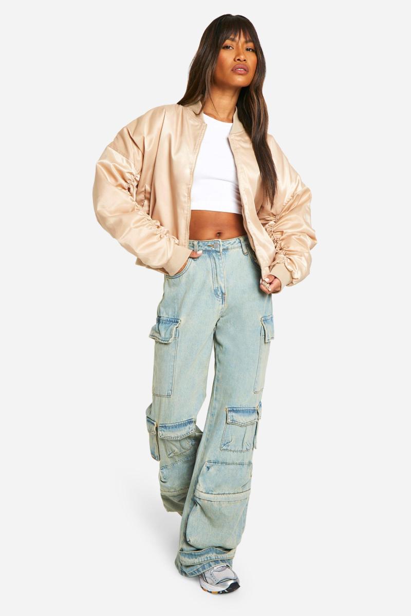 Атласний бомбер DSGN із рюшами та рукавами