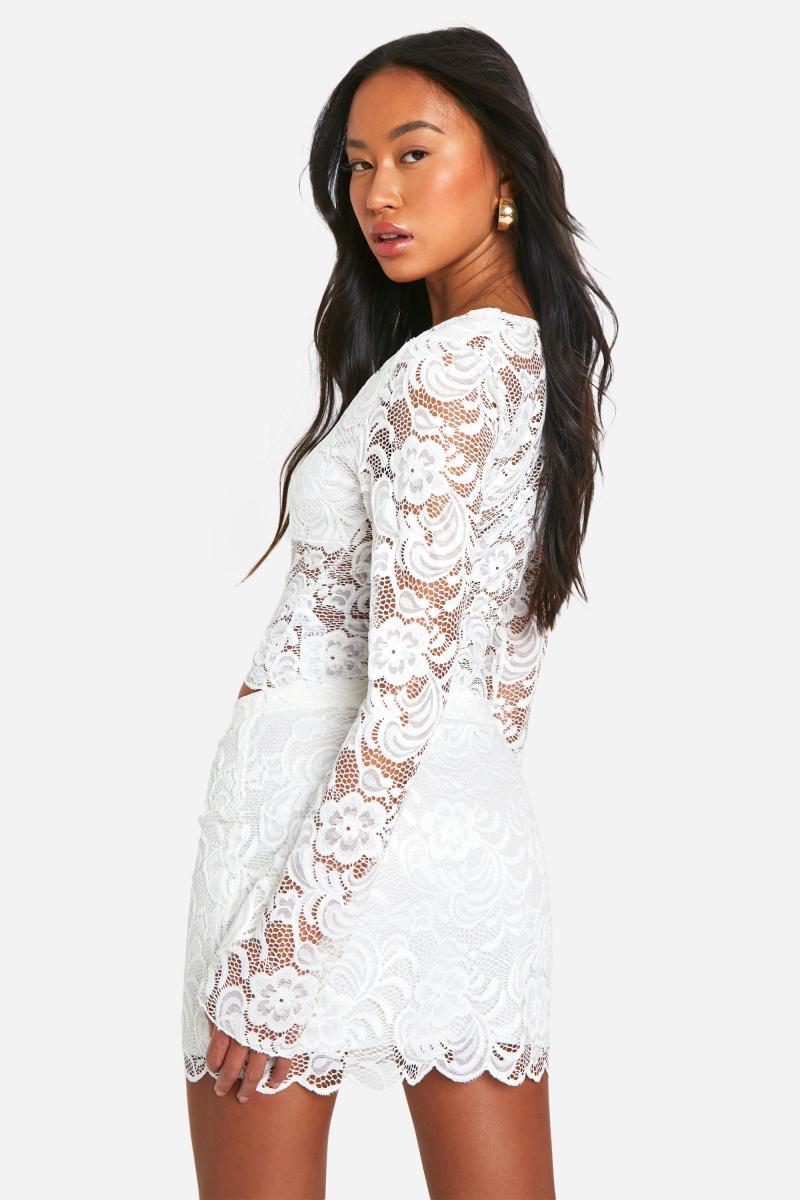 Вкорочена мереживна спідниця та міні-спідниця