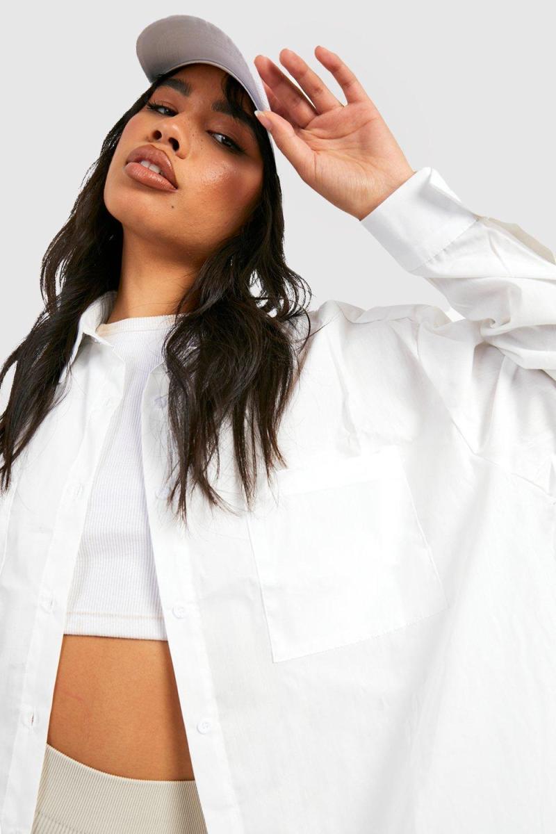 Бавовняна поплінова сорочка з великими кишенями