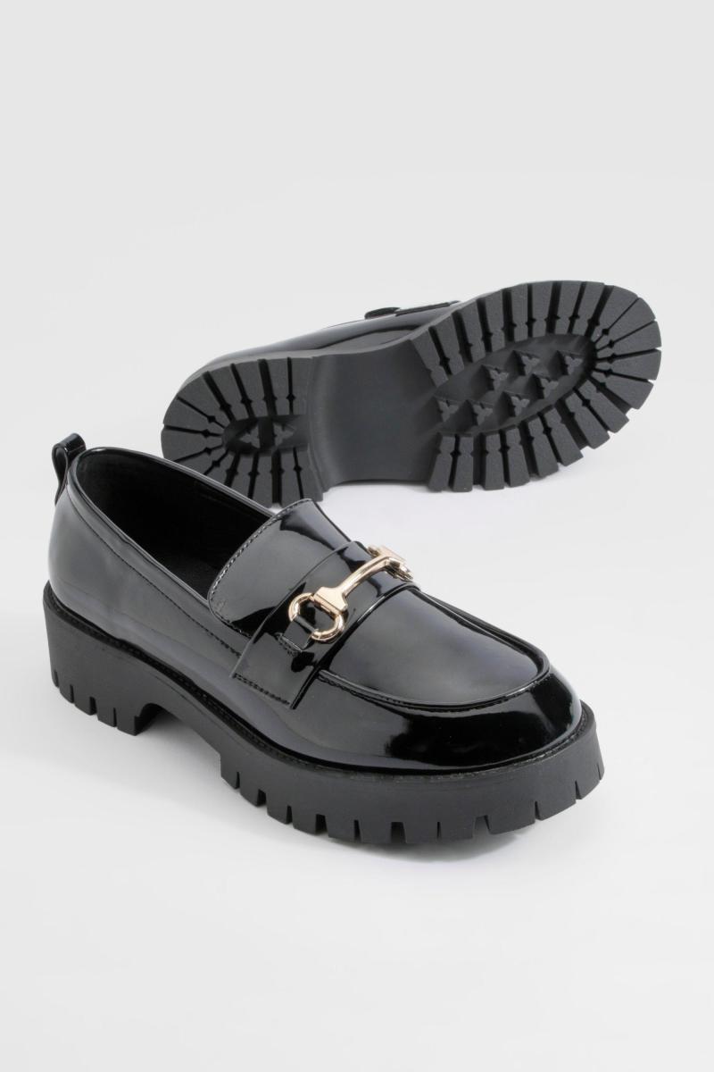 Широкі лаковані лофери з масивною Т-подібною штангою