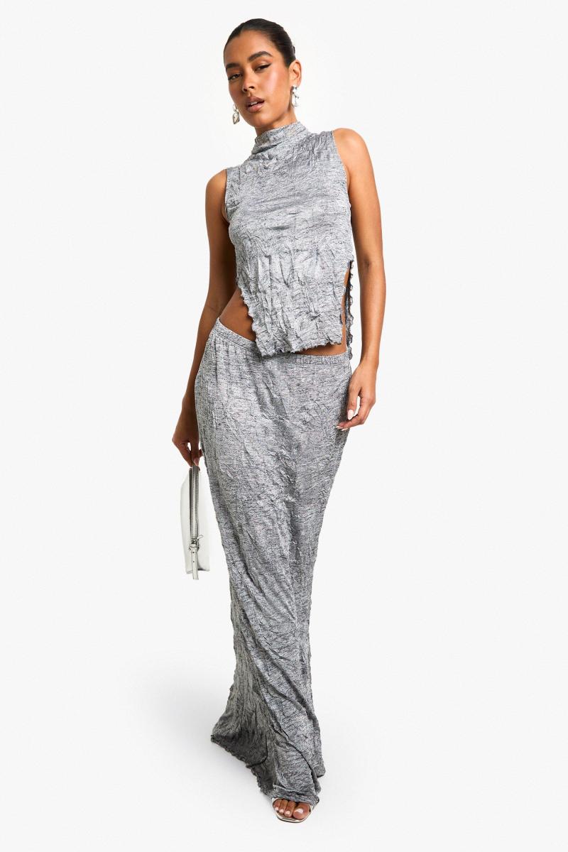 Спідниця середньої довжини з м'ястиками