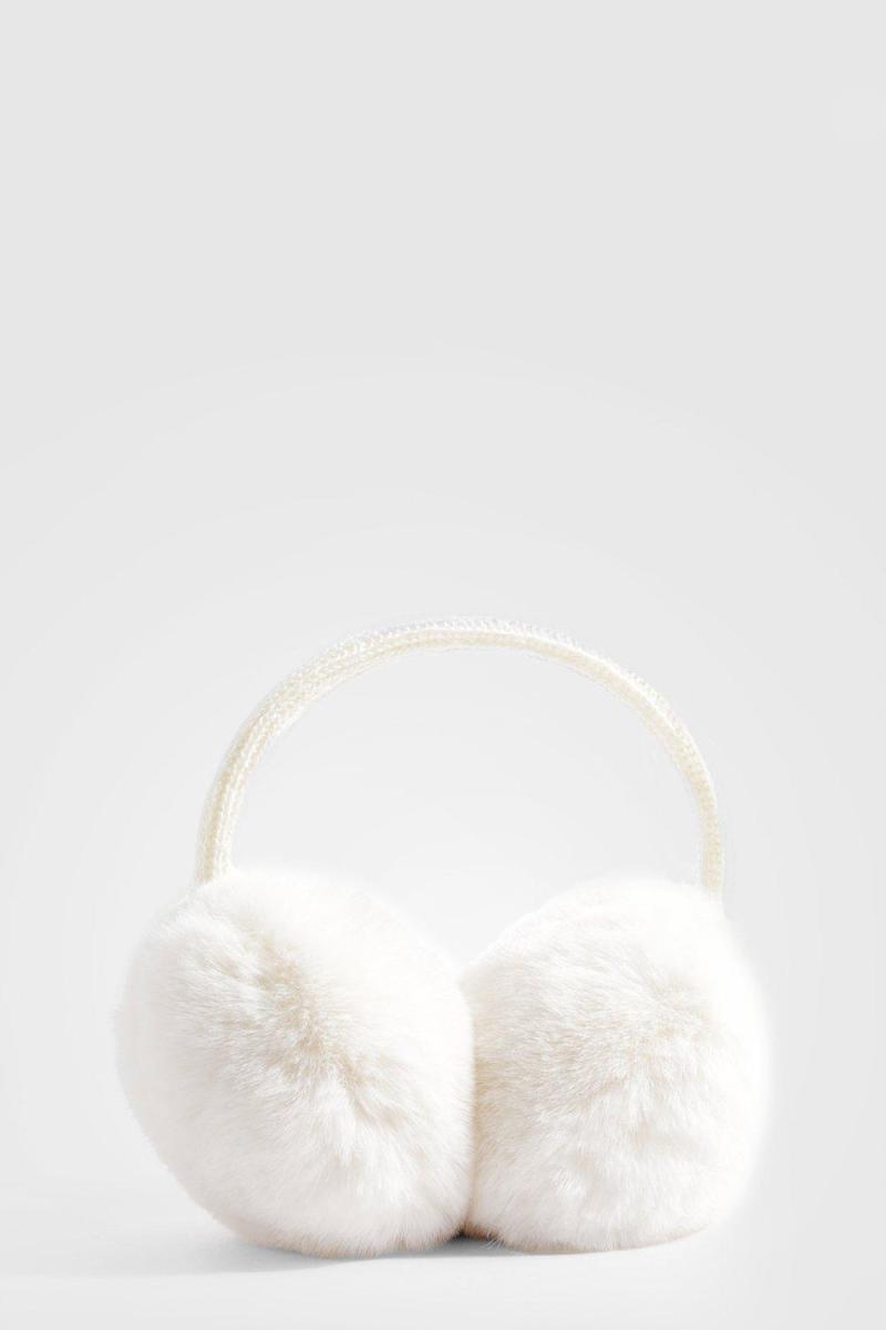 Пухнаста навушниця