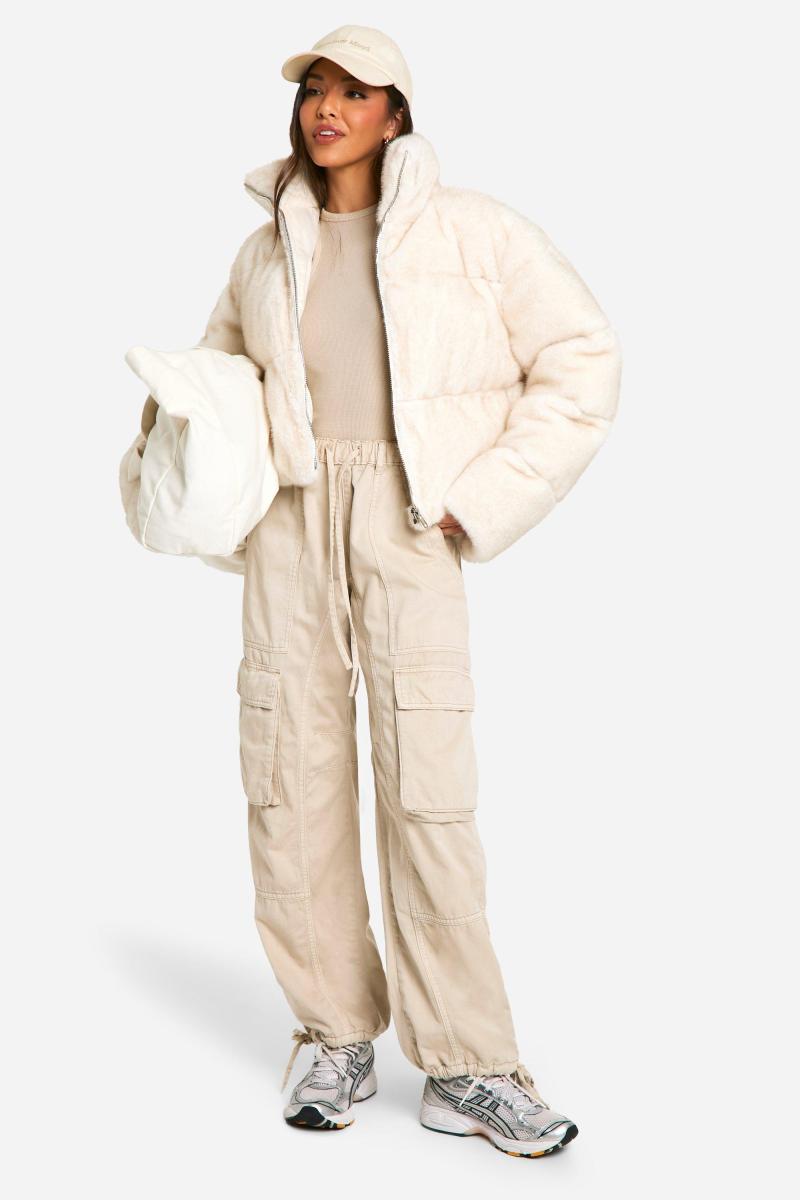 Куртка-пуховик зі штучного хутра