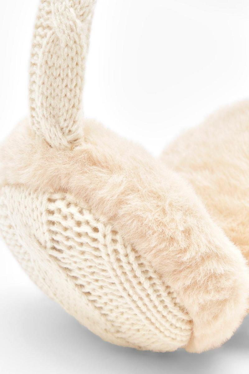 В'язана навушниця зі штучного хутра