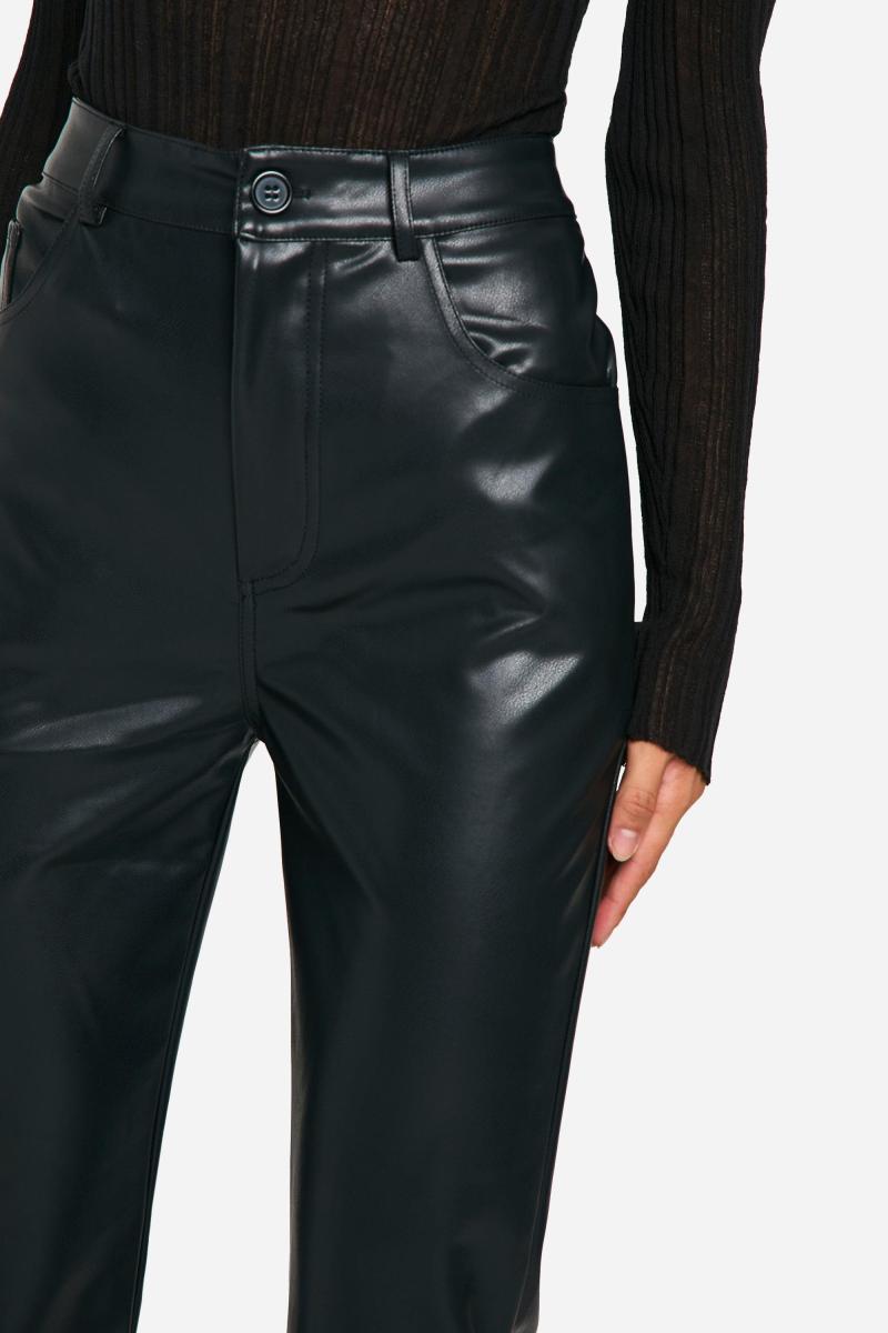 Високі брюки зі штучної шкіри
