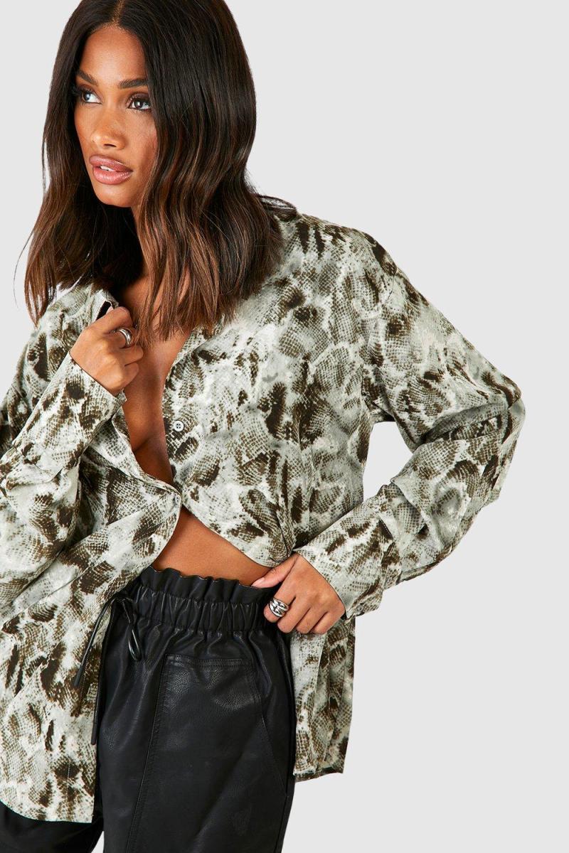 Шифонова сорочка зі змійковим принтом