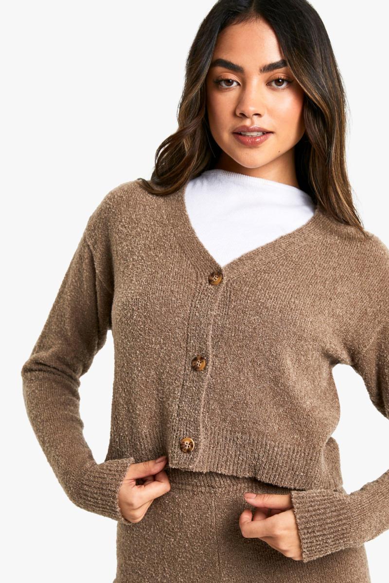 М'який трикотажний кардиган з V-подібним вирізом і трикотажне в'язання широких штанин